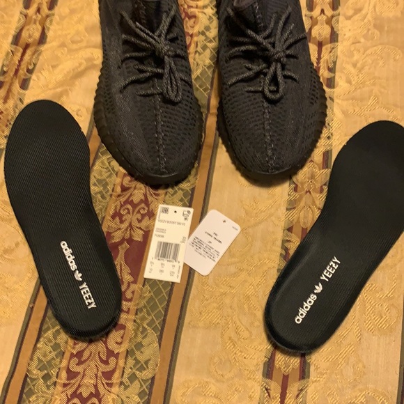 Yeezy Boost 350 non-reflective main image 4